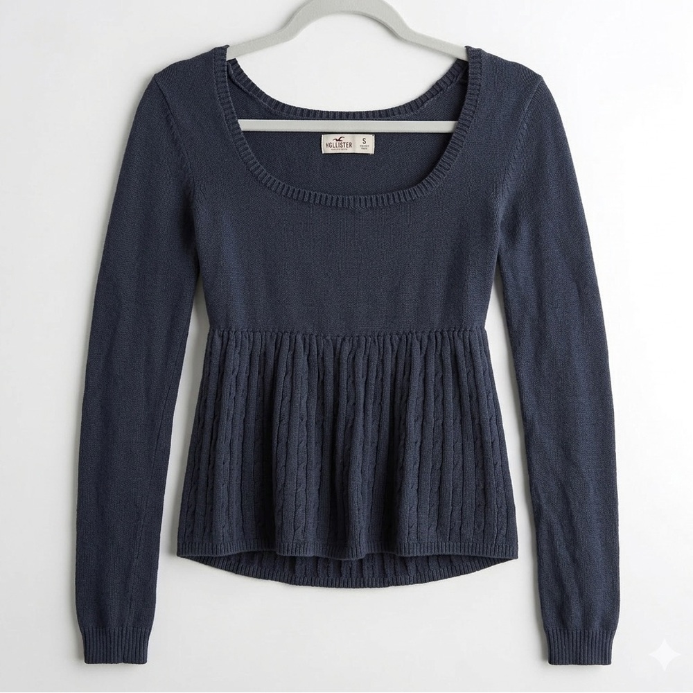 Viral TikTok BellaSwan Hollister Peplum Fitted Sweater Size Small